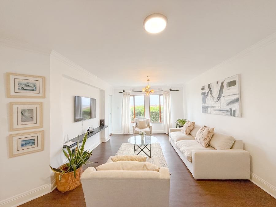 To Let 3 Bedroom Property for Rent in Castleton Western Cape